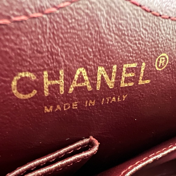 Chanel Black 2.55 Reissue 227 Double Flap Bag - Picture 14 of 15